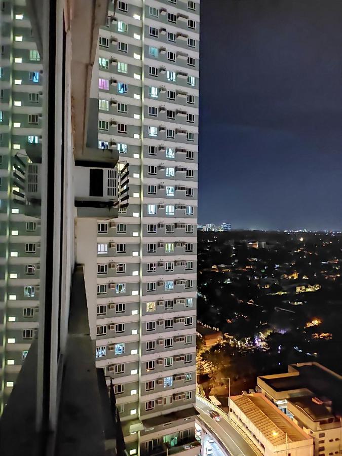 The Beacon Makati Aparthotel Μανίλα Εξωτερικό φωτογραφία